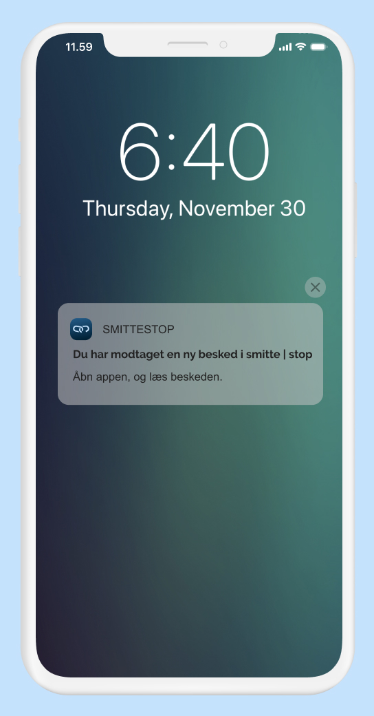 Der vises en telefon, hvor brugeren har modtaget en notifikation fra appen.